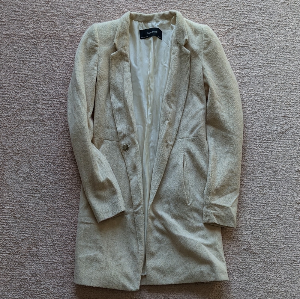 Zara Basic lapel collar coat, cream and white, size XS